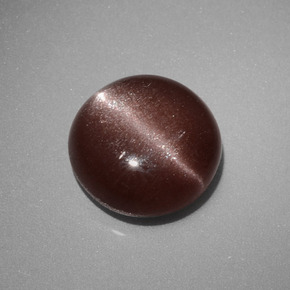 2.40カラットの天然ブラウンCat's Eye Scapolite（8.56 mm・ラウンドカット）