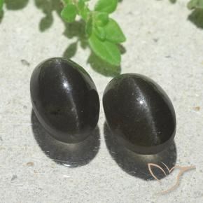Shop natural 5.00ct ブラック キャッツアイスキャポライト gems, 楕円形, from マダガスカル at GemSelect. In stock, global shipping!