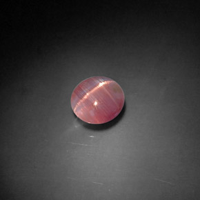 1.04カラットの天然ピンクローズCat's Eye Tourmaline（6.6×6.3 mm・透明）