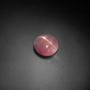 1.04カラットの天然ピンクローズCat's Eye Tourmaline（6.6×6.3 mm・透明）