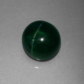2.43カラットの天然ディープグリーンCat's Eye Tourmaline（7.14 mm・透明）