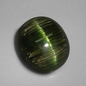 3.24カラットの天然ディープグリーンCat's Eye Tourmaline（9.2×8.2 mm・オーバルカット）