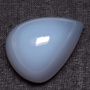 193.10カラットの天然ラベンダーブルーカルセドニー（42×30.3 mm・透明）