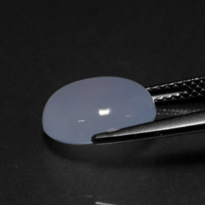 3.90カラットの天然ラベンダーブルーカルセドニー（10.9×8.9 mm・透明）