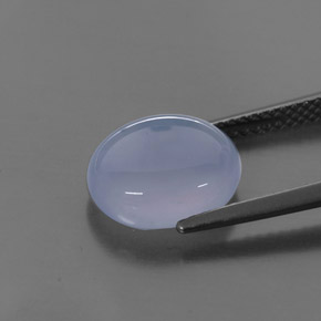 3.58カラットの天然ラベンダーブルーカルセドニー（10.9×9.1 mm・透明）