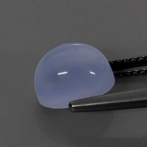 2.72カラットの天然ラベンダーブルーカルセドニー（8.8×6.9 mm・透明）