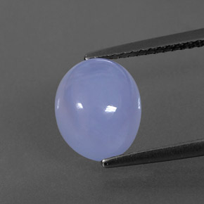 3.77カラットの天然ラベンダーブルーカルセドニー（9.9×8.1 mm・透明）