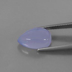 3.40カラットの天然ラベンダーブルーカルセドニー（11.8×7.9 mm・透明）