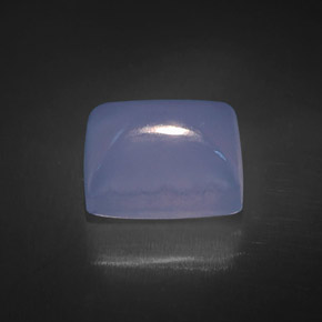 9.63カラットの天然ラベンダーブルーカルセドニー（13.3×9.3 mm・透明）
