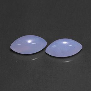 カラットの天然ラベンダーブルーカルセドニー（11.9×6.2 mm・透明）