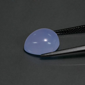 5.25カラットの天然ラベンダーブルーカルセドニー（12.1×10.1 mm・透明）