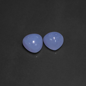 カラットの天然ラベンダーブルーカルセドニー（7.8×7.8 mm・透明）