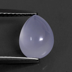 1.74カラットの天然ラベンダーブルーカルセドニー（9.1×7.1 mm・透明）