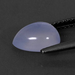 1.74カラットの天然ラベンダーブルーカルセドニー（9.1×7.1 mm・透明）