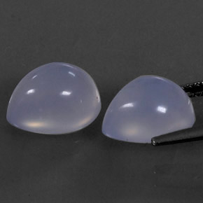 カラットの天然ラベンダーブルーカルセドニー（10.3×8.2 mm・透明）