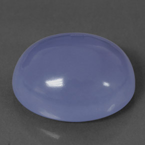 20.79カラットの天然ラベンダーブルーカルセドニー、オーバルカット、半透明