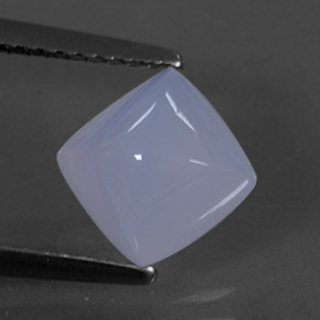 1.77カラットの天然ラベンダーブルーカルセドニー（7.2×7.1 mm・透明）