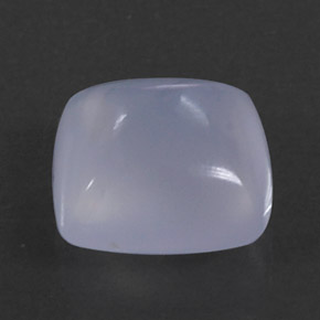 3.05カラットの天然ラベンダーブルーカルセドニー（8.9×8.8 mm・透明）