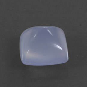 3.17カラットの天然ラベンダーブルーカルセドニー（8.9×8.8 mm・透明）