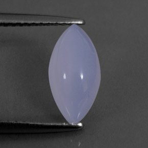 1.66カラットの天然ラベンダーブルーカルセドニー（11.3×5.8 mm・透明）