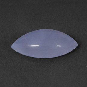 1.76カラットの天然ラベンダーブルーカルセドニー（12.3×6.4 mm・マーキス）