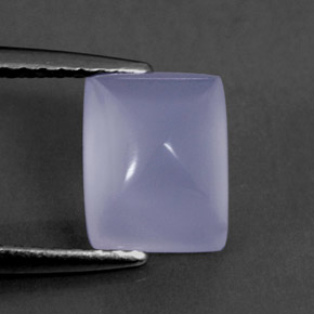 1.75カラットの天然ラベンダーブルーカルセドニー（8×6.4 mm・透明）