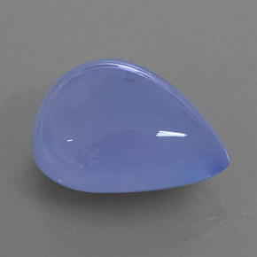 16.70カラットの天然ラベンダーブルーカルセドニー（18.7×15.3 mm・透明）