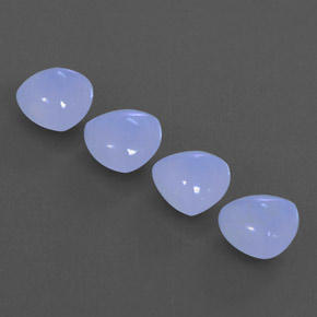 カラットの天然ラベンダーブルーカルセドニー（7.1×7 mm・透明）