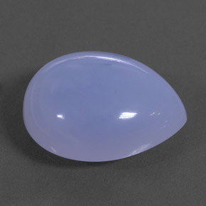 16.25カラットの天然ラベンダーブルーカルセドニー（18.9×15.8 mm・透明）