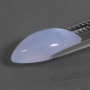 2.97カラットの天然ラベンダーブルーカルセドニー（14×7.3 mm・透明）