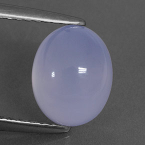2.27カラットの天然ラベンダーブルーカルセドニー（9×7.2 mm・透明）