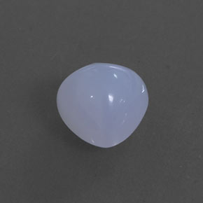 2.25カラットの天然ラベンダーブルーカルセドニー（8×7.9 mm・透明）
