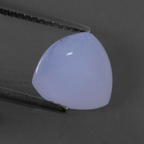3.32カラットの天然ラベンダーブルーカルセドニー（9.2×9.1 mm・透明）