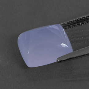 2.93カラットの天然ラベンダーブルーカルセドニー（9.3×8.3 mm・透明）
