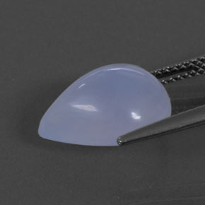 5.59カラットの天然ラベンダーブルーカルセドニー（13.6×10.3 mm・透明）