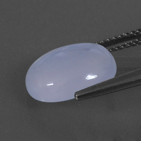 4.62カラットの天然ラベンダーブルーカルセドニー（12.5×10.5 mm・透明）
