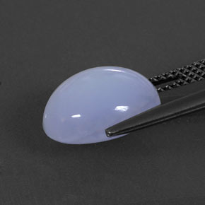 5.86カラットの天然ラベンダーブルーカルセドニー（12.1×10.1 mm・オーバルカット）