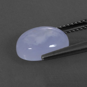 3.52カラットの天然ラベンダーブルーカルセドニー（11×8.6 mm・透明）