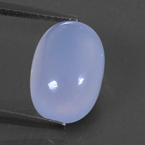 3.98カラットの天然ラベンダーブルーカルセドニー（12.4×8.3 mm・透明）