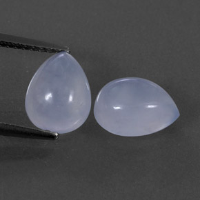 カラットの天然ラベンダーブルーカルセドニー（9×7 mm・透明）