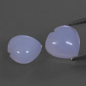 カラットの天然ラベンダーブルーカルセドニー（8.9×8.8 mm・透明）