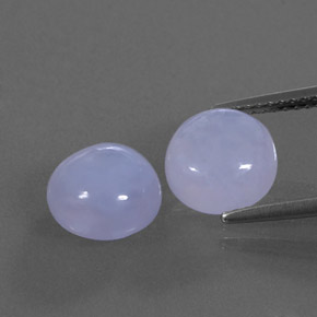 カラットの天然ラベンダーブルーカルセドニー（8.54 mm・透明）