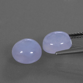 カラットの天然ラベンダーブルーカルセドニー（8.54 mm・透明）