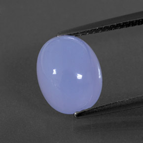 3.63カラットの天然ラベンダーブルーカルセドニー（10.3×8.2 mm・透明）