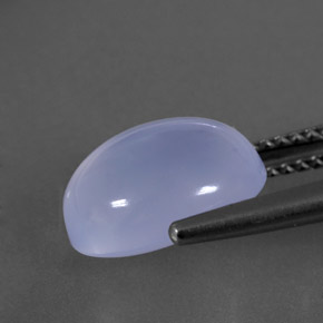4.37カラットの天然ラベンダーブルーカルセドニー（11.2×9.1 mm・透明）