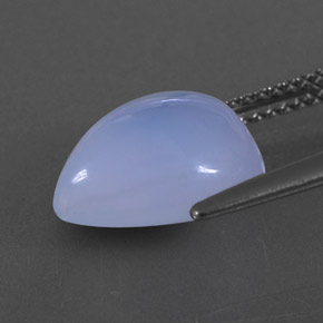 4.83カラットの天然ラベンダーブルーカルセドニー（12.2×10.2 mm・透明）