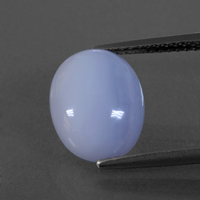 3.97カラットの天然ラベンダーブルーカルセドニー（11.2×9.1 mm・オーバルカット）