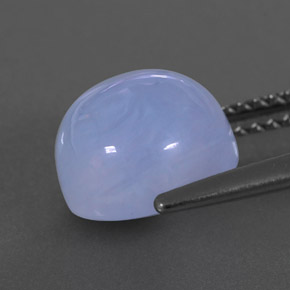 3.78カラットの天然ラベンダーブルーカルセドニー（8.98 mm・透明）