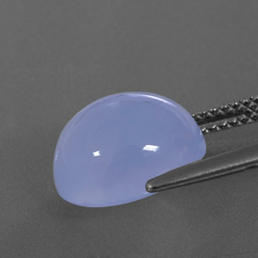 5.65カラットの天然ラベンダーブルーカルセドニー（11.5×10 mm・透明）