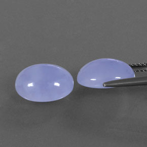 カラットの天然ラベンダーブルーカルセドニー（12.1×10.1 mm・オーバルカット）